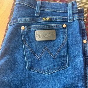 Wrangler Made in USA Size 34 Jeans Stretch Blue Cowboy Cut Dark Wash